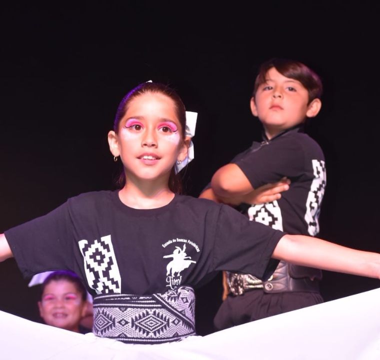 Danzas Folklóricas PreJuvenil 1